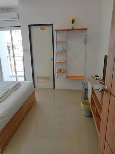 Camera matrimoniale con balcone — 07 Antalya Boutique Hotel Patong - Newly Renovated